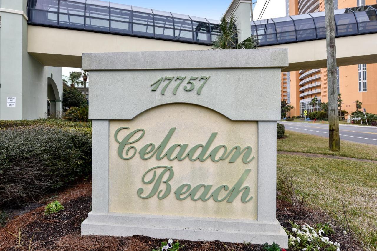 Holiday home Celadon #1104 By Book That